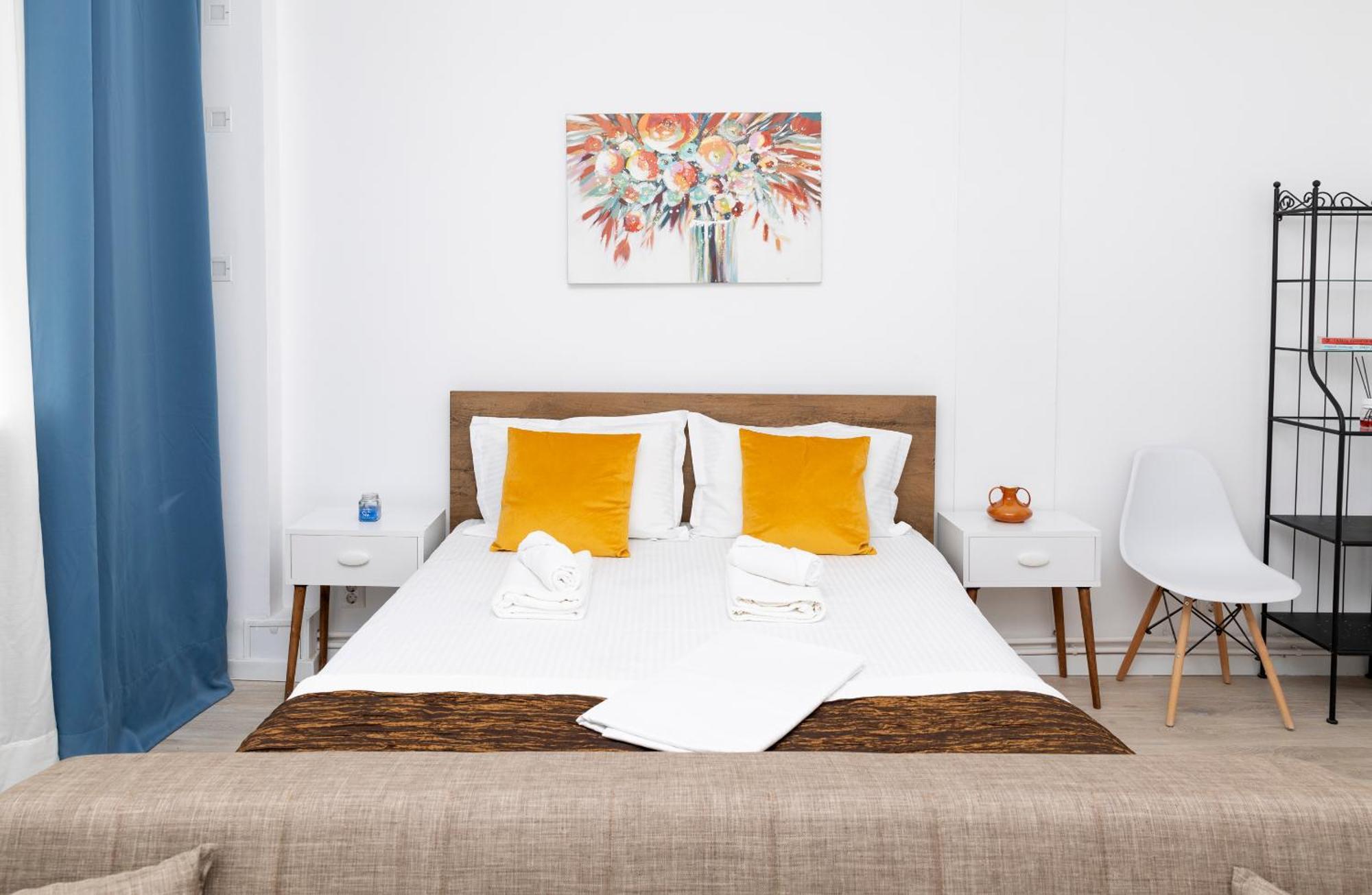 Old Deluxe Universitate Apartment Bucharest